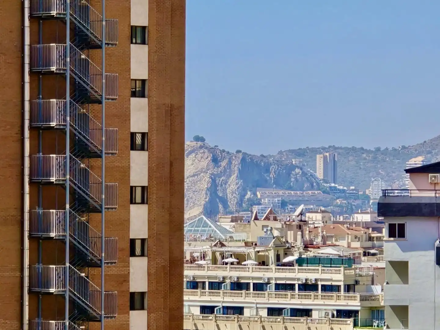 Vista exterior de Apartamento en venta en Benidorm con Aire acondicionado, Terraza y Piscina comunitaria