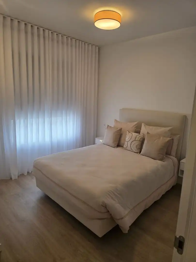 Bedroom of Apartments for rent in Nueva Andalucía