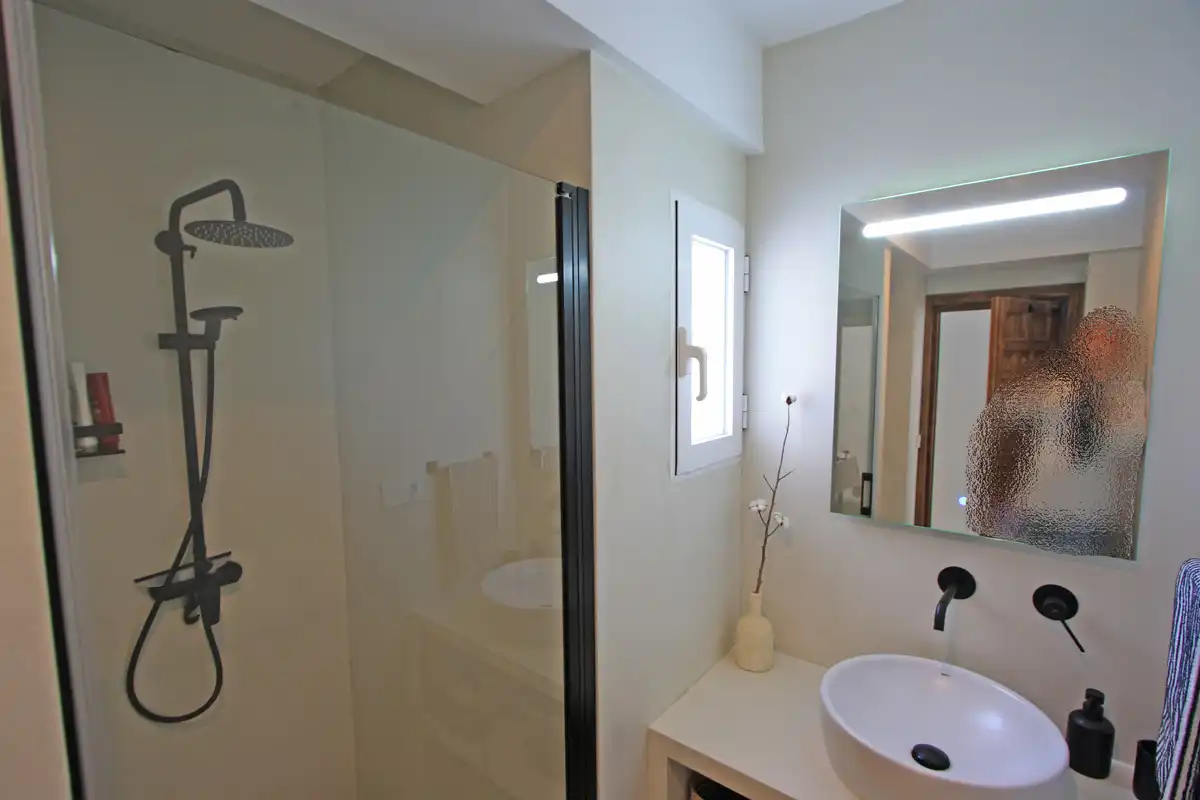 Baño de Casa adosada en venta en Dénia con Jardín privado y Alarma