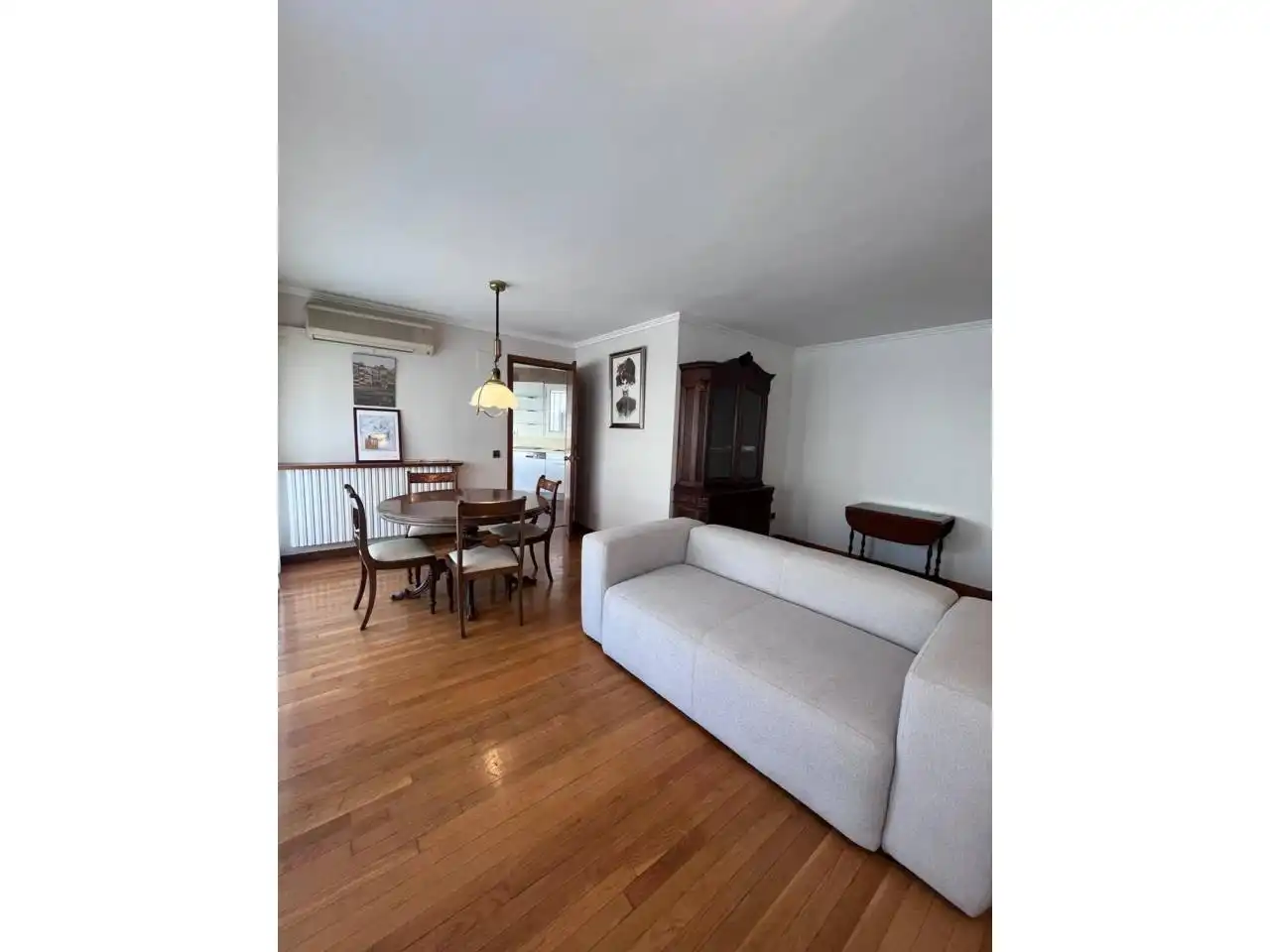 Flat for rent in Travesia Carril, Eixample Nord