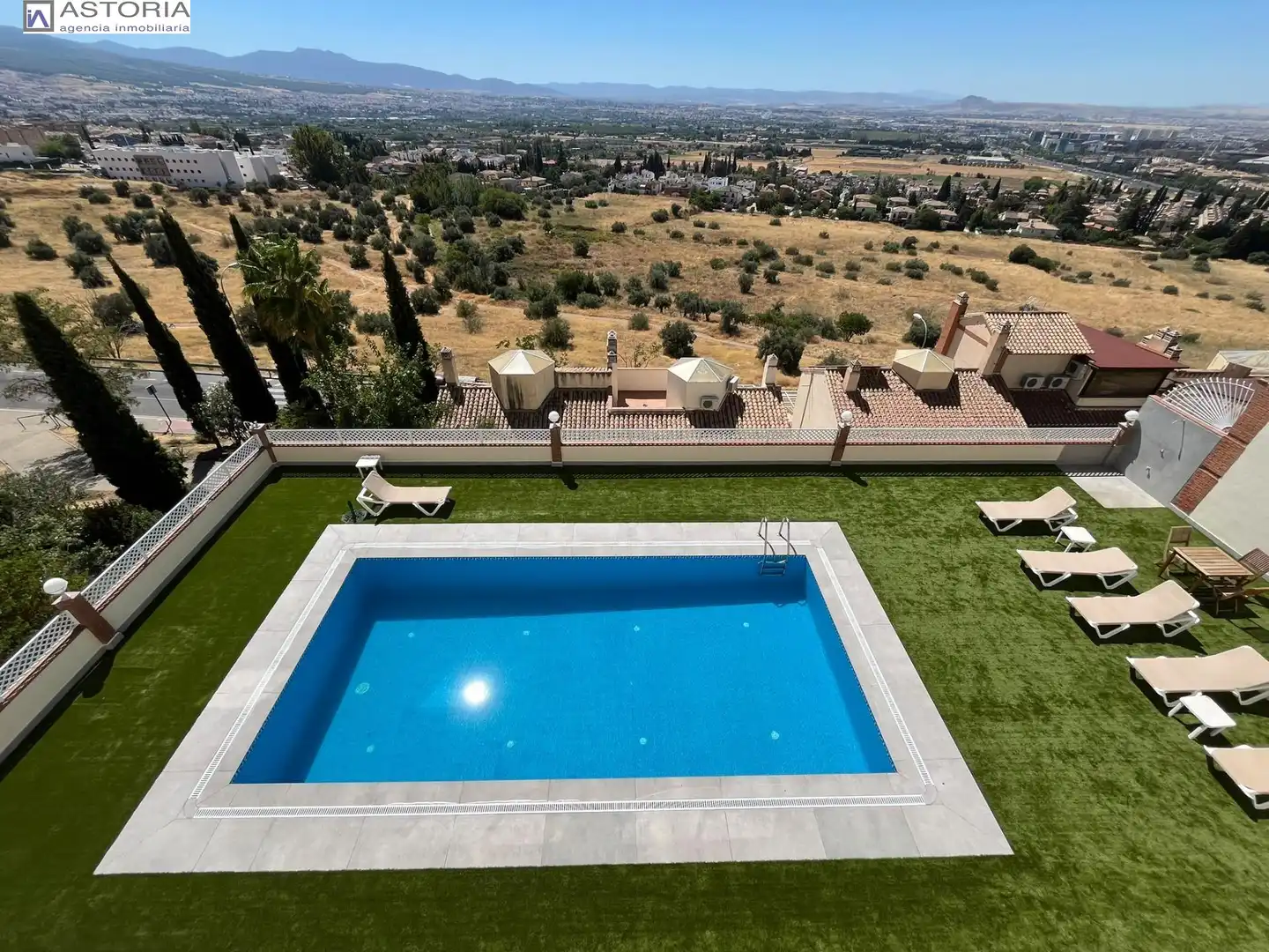 Adosado con piscina en alquiler en Calle Calle Padre Ferrer