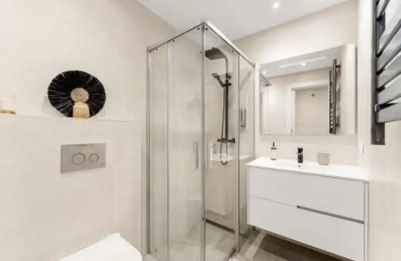 Baño de Planta baja en venta en Marbella con Aire acondicionado, Calefacción y Terraza