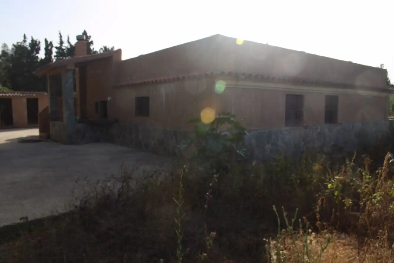 Vista exterior de Casa o chalet en venta en Los Barrios con Calefacción, Jardín privado y Trastero