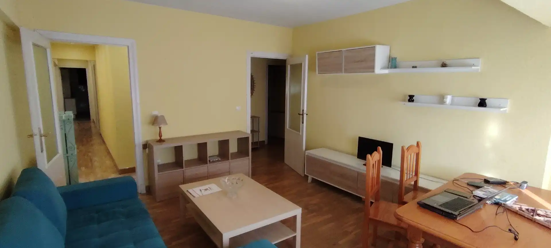 Living room of Flat for rent in Salamanca  with Heating, Parquet flooring and Terrace