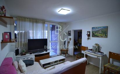 Living room of Flat for sale in  Barcelona Capital  with Air Conditioner, Heating and Terrace