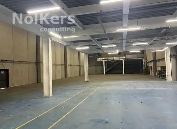Nave industrial de alquiler en L'Hospitalet de Llobregat con Calefacción