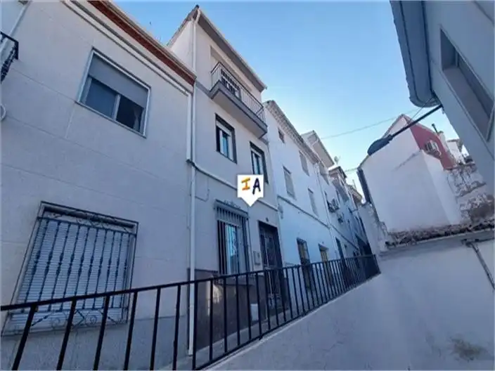 Adossat en venda a Castillo de Locubín