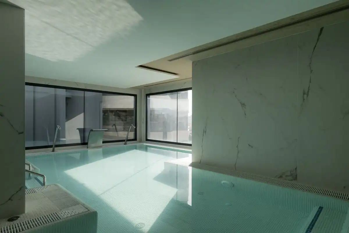 Penthouse with pool for sale in Selwo, imagen 28