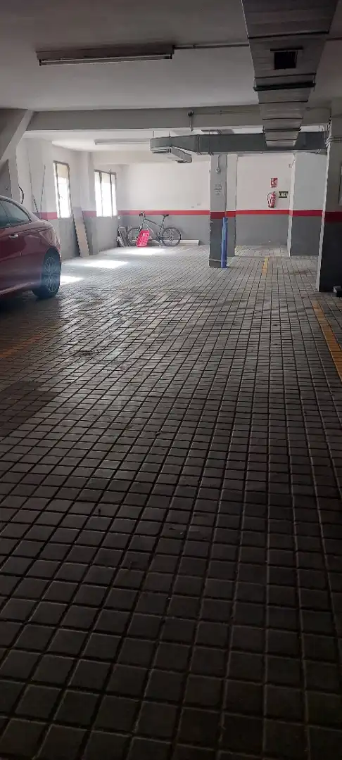 Einzelparkplatz mit Aufzug zum Verkauf in Calle Villavieja, imagen 8