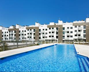 Swimming pool of Flat to rent in Valdemoro