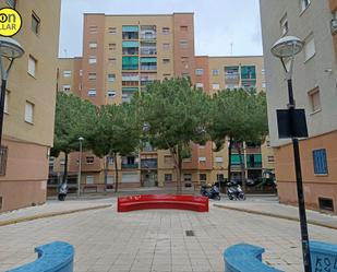 Vista exterior de Planta baixa en venda en La Llagosta amb Calefacció i Traster