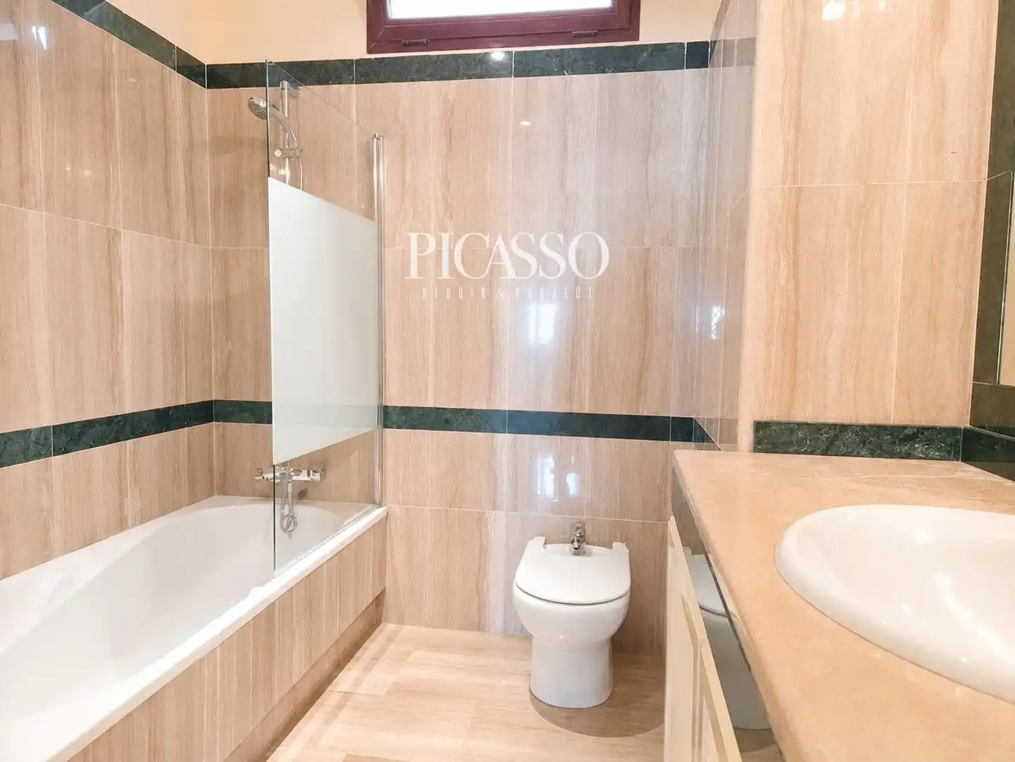 Flat with pool for sale in de la Costa del Sol, imagen 9