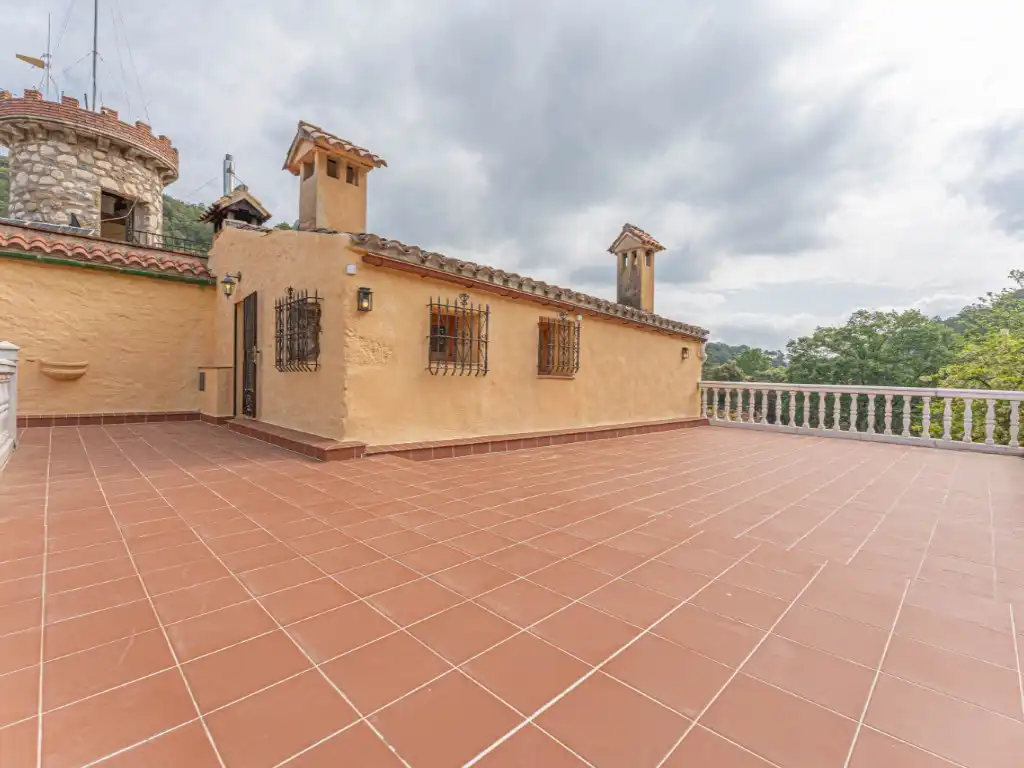 Terrassa de Casa o xalet en venda en Cabanelles