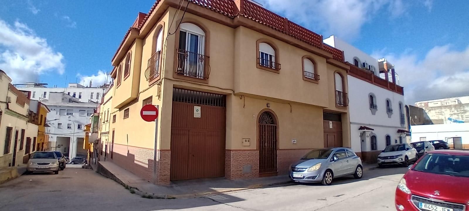 Vista exterior de Residencial en venda en Algeciras