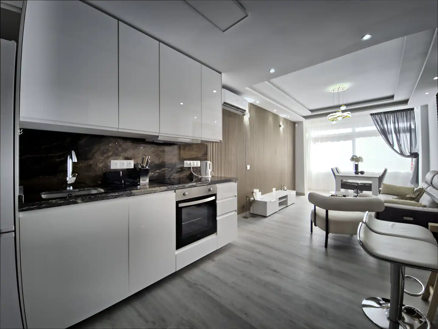 Apartment with pool for sale in Marbella Centro, imagen 13