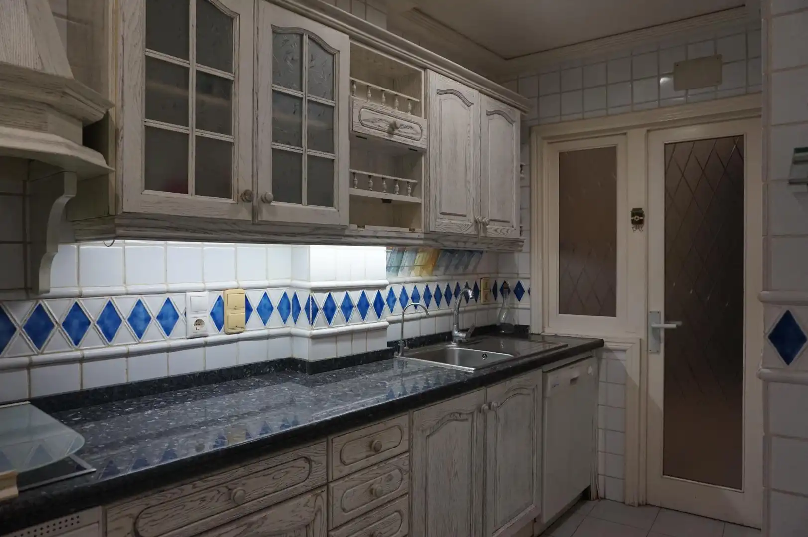 Cocina de Piso en venta en Elche / Elx con Aire acondicionado, Trastero y Balcón
