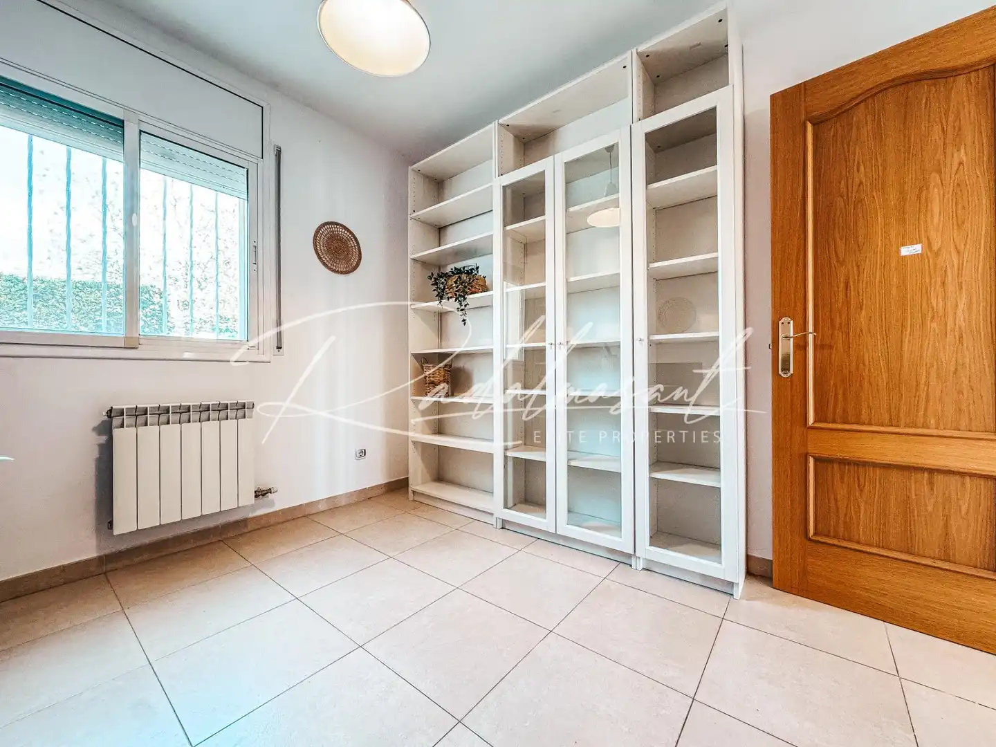 Bedroom of Detached homes for sale in Mont-roig del Camp  with Air Conditioner, Heating and Private garden