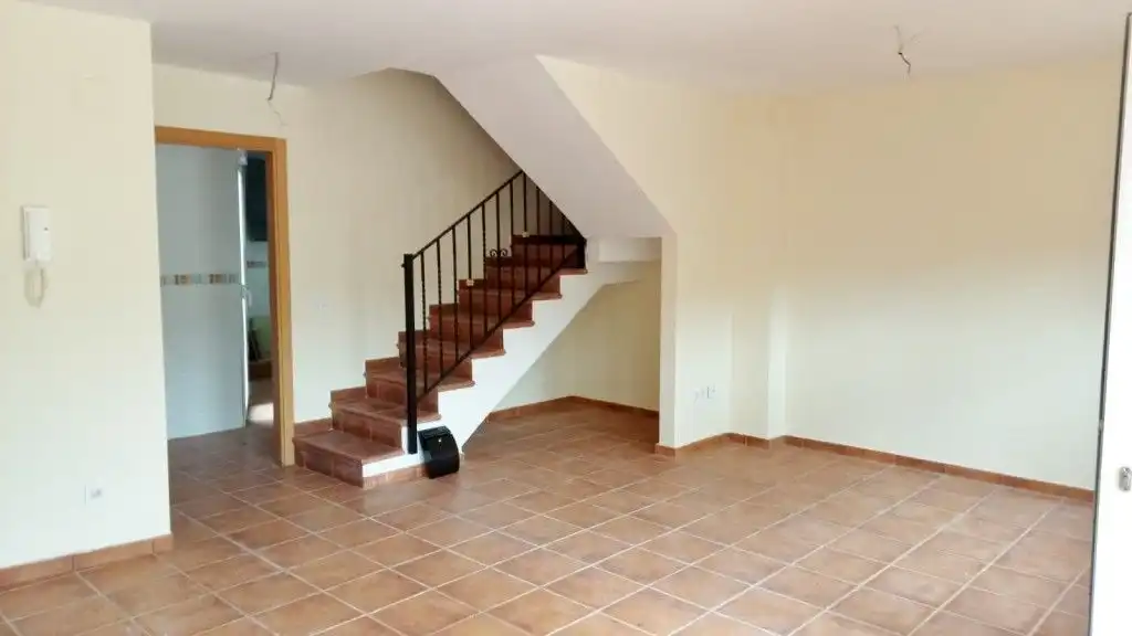Casa adosada en venta en Toràs con Terraza, Trastero y Horno