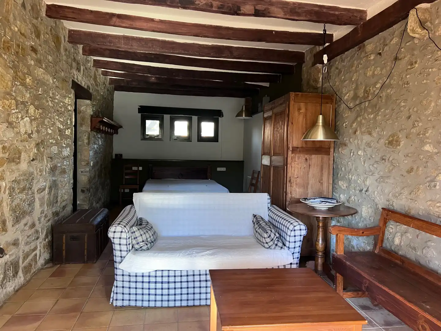 Sala d'estar de Finca rústica en venda en Mieres (Girona) amb Aire condicionat, Jardí privat i Parquet