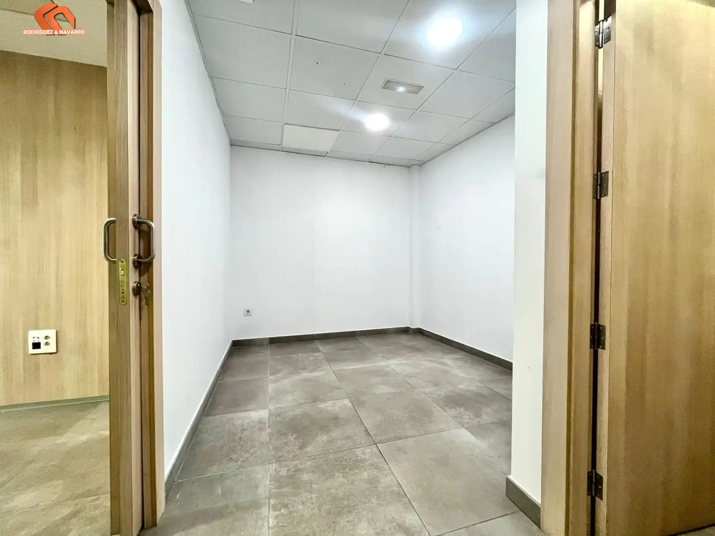 Gewerbefläche zur Miete in Avenida Ansite 110, imagen 11
