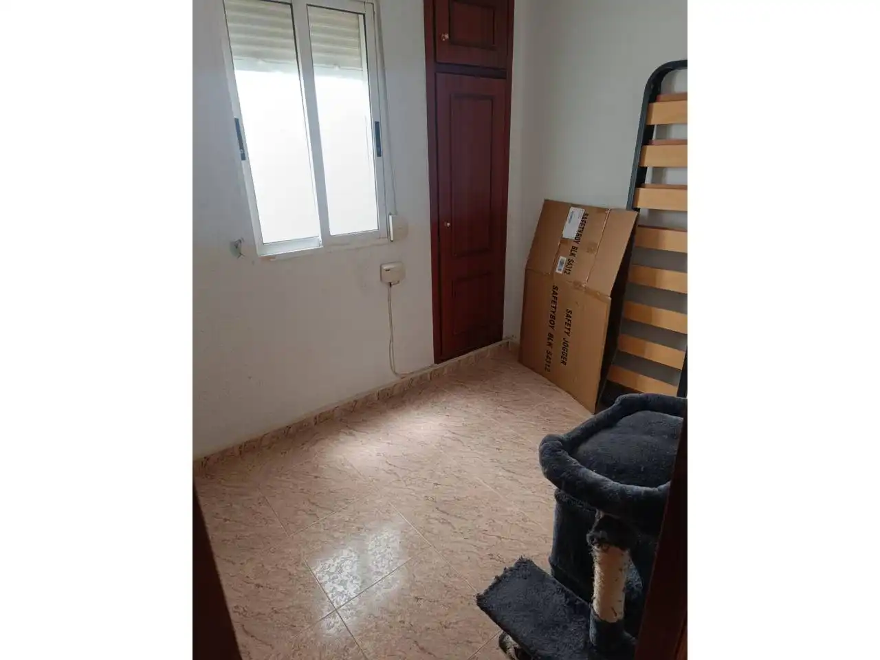 Habitación de Piso en venta en Valencia con Balcón