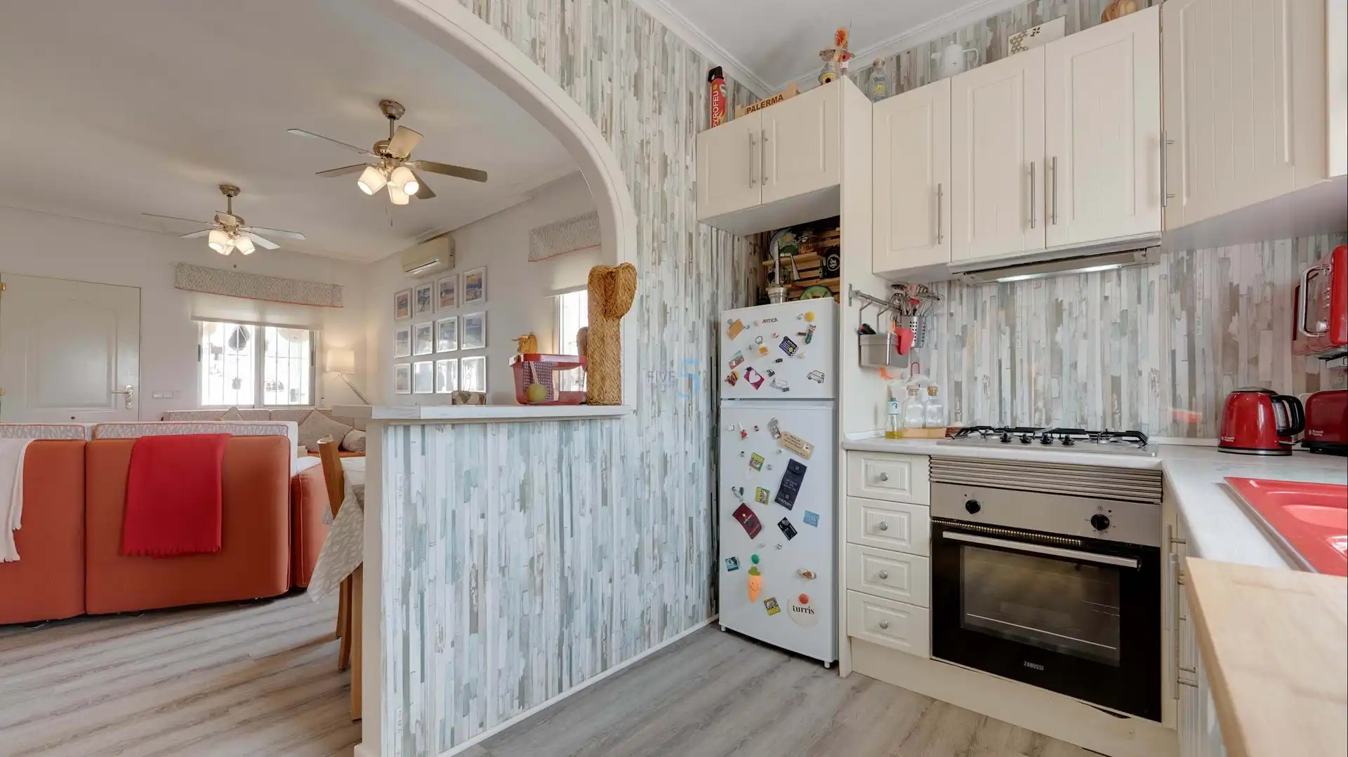 Casa con piscina en venta en El Pinar de Campoverde, imagen 10