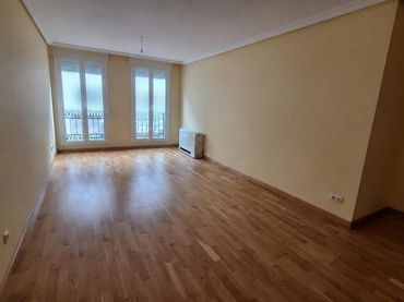 Appartamento con ascensore in vendita a Centro