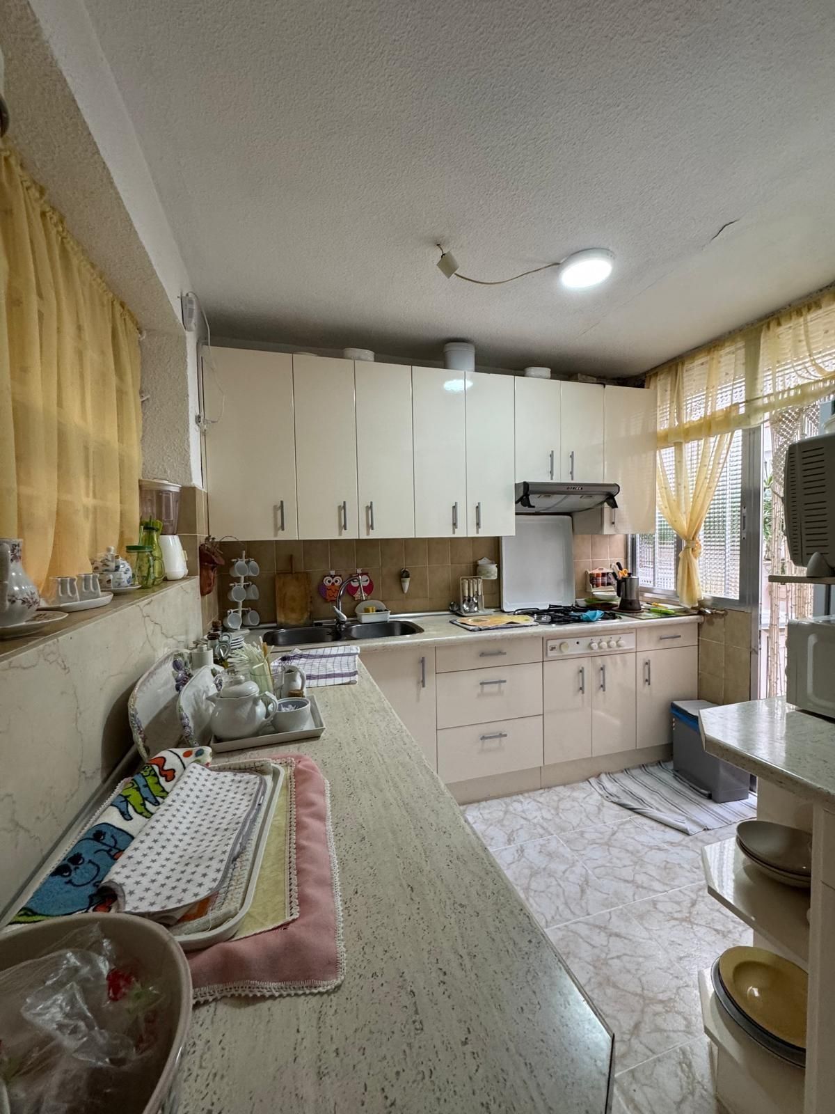 Kitchen of Flat for sale in  Madrid Capital  with Heating, Parquet flooring and Terrace