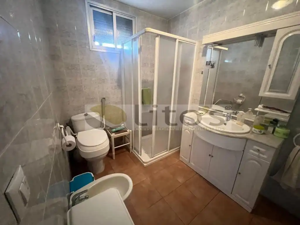 Bathroom of Detached homes for sale in Dos Hermanas