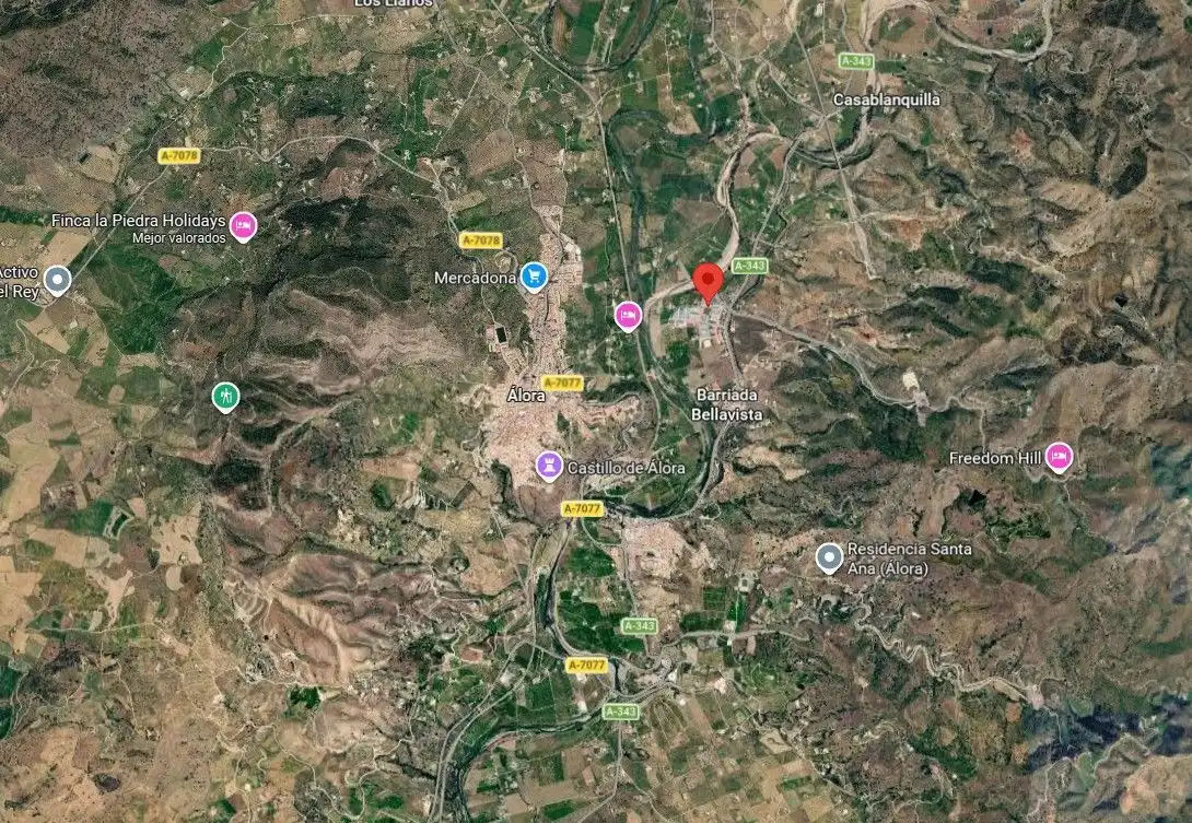 Fabrikhallen zum Verkauf in Álora