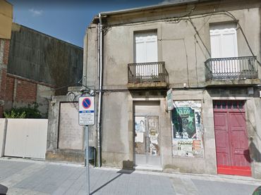 House with garden for sale in Pontecesures