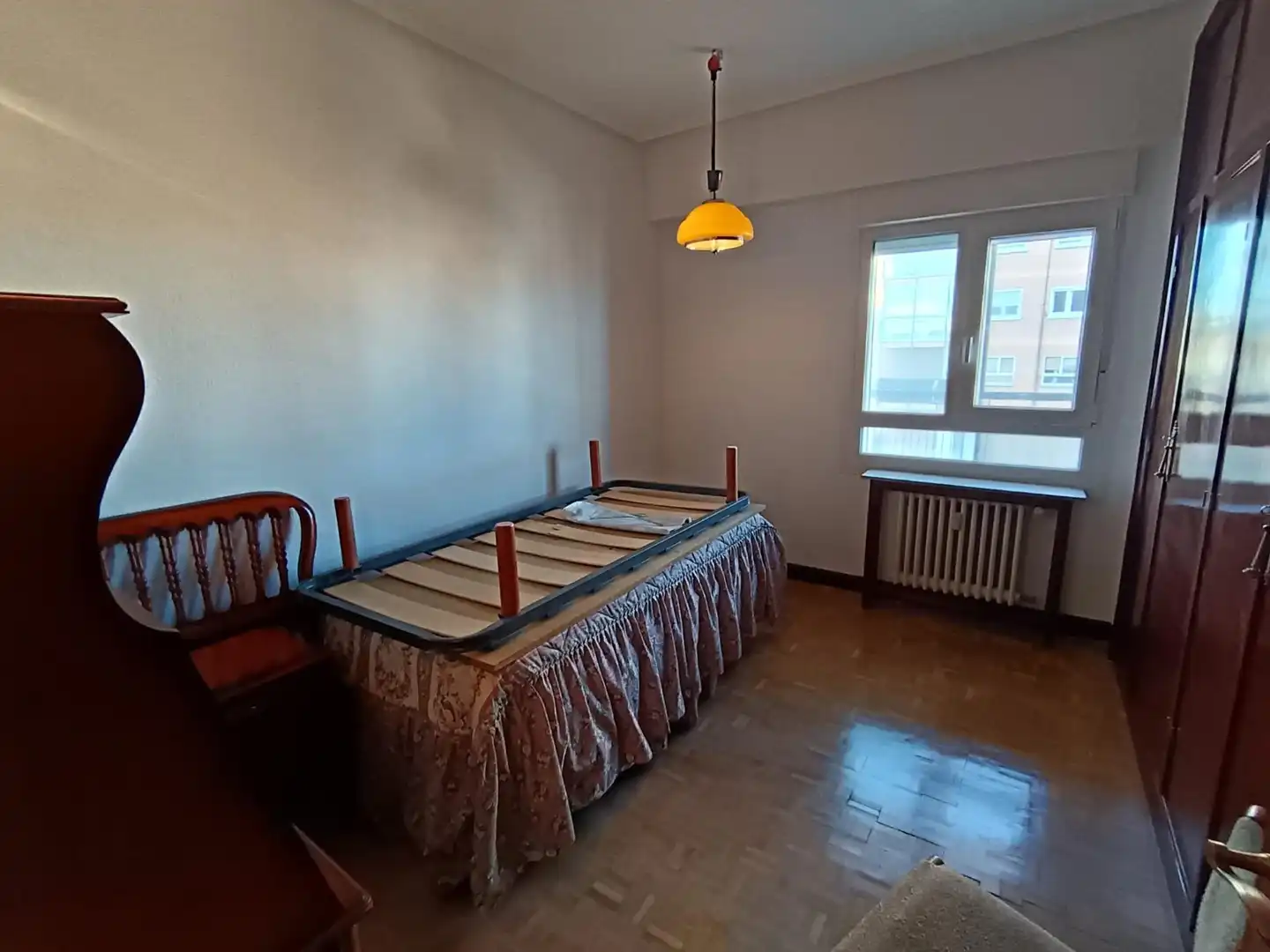 Habitación de Piso de alquiler en Valladolid con Calefacción, Parquet y Terraza