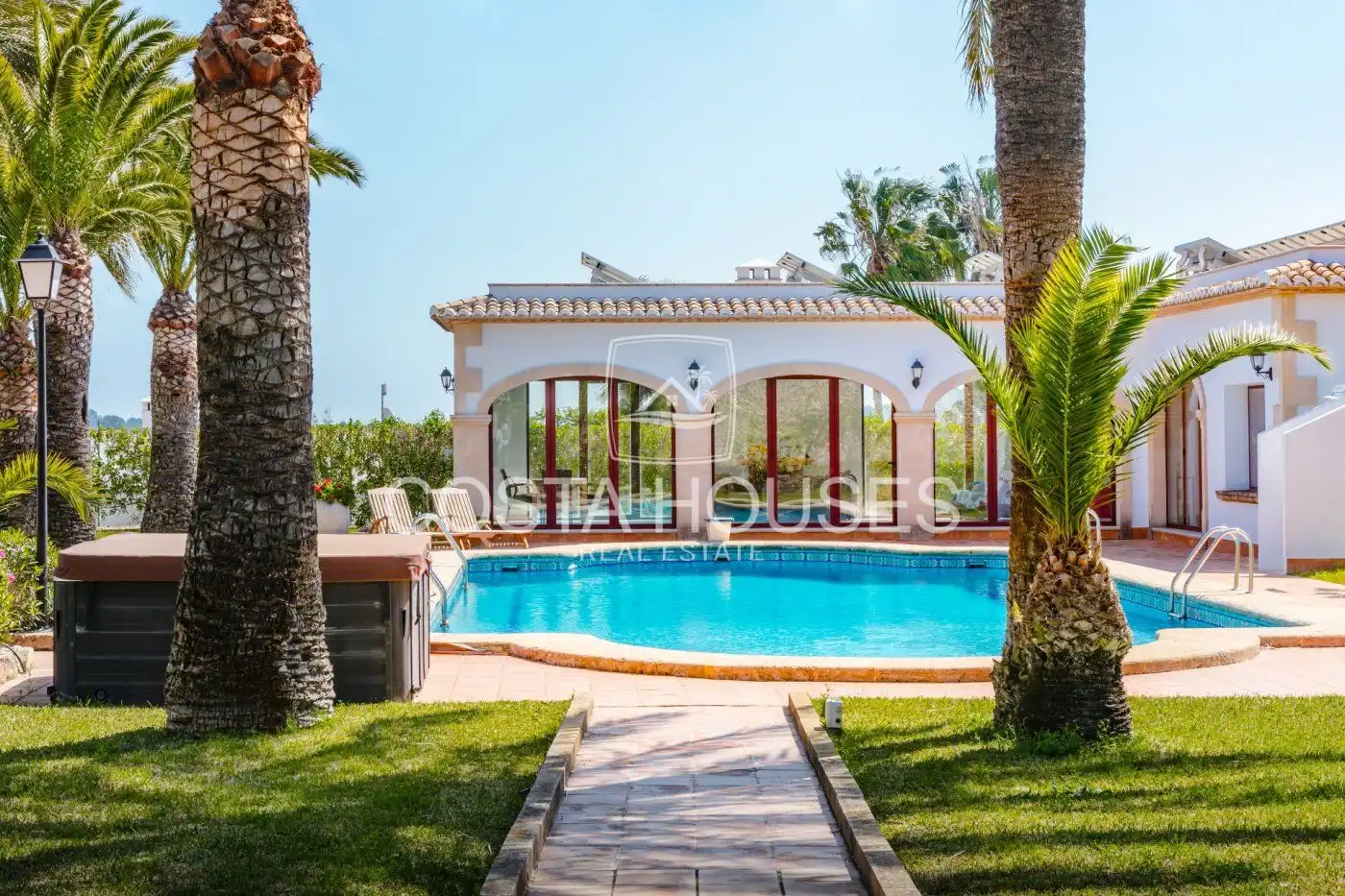 Swimming pool of Houses for sale in Jávea / Xàbia  with Air Conditioner, Private garden and Terrace