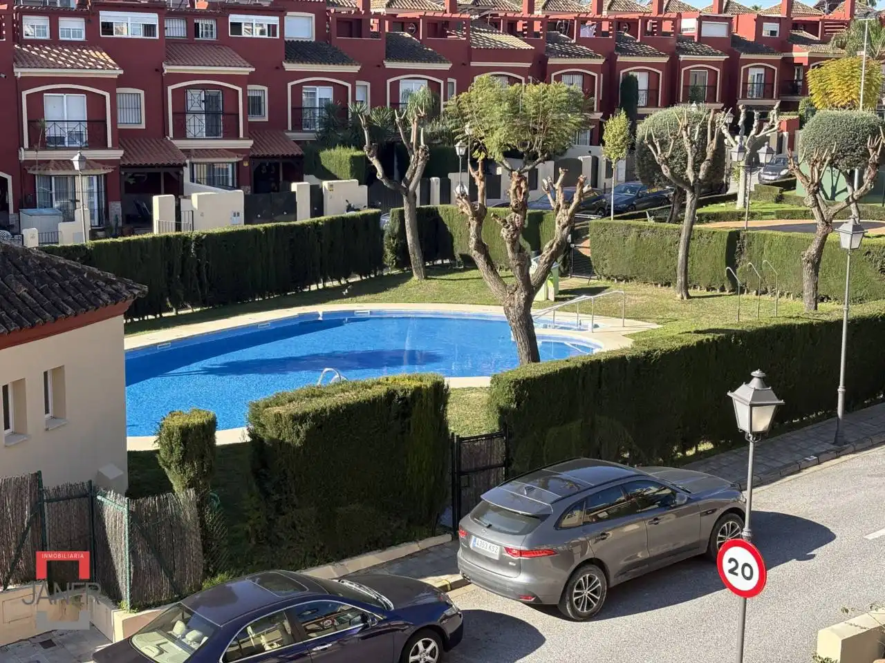 Garden of Houses for sale in Tomares  with Air Conditioner, Heating and Private garden