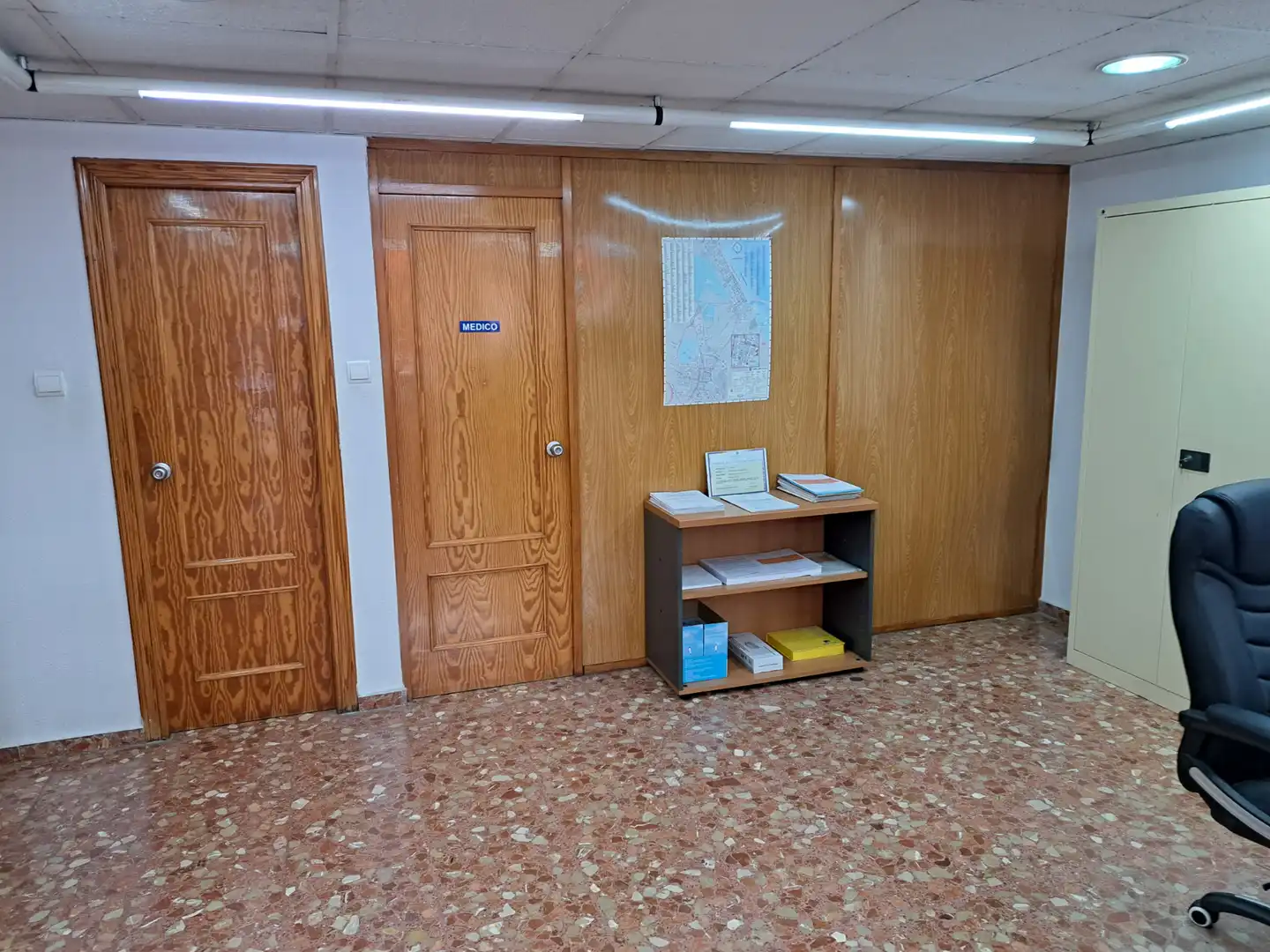 Local commercial à vendre à Carrer Ciutat de Laval 13, imagen 5