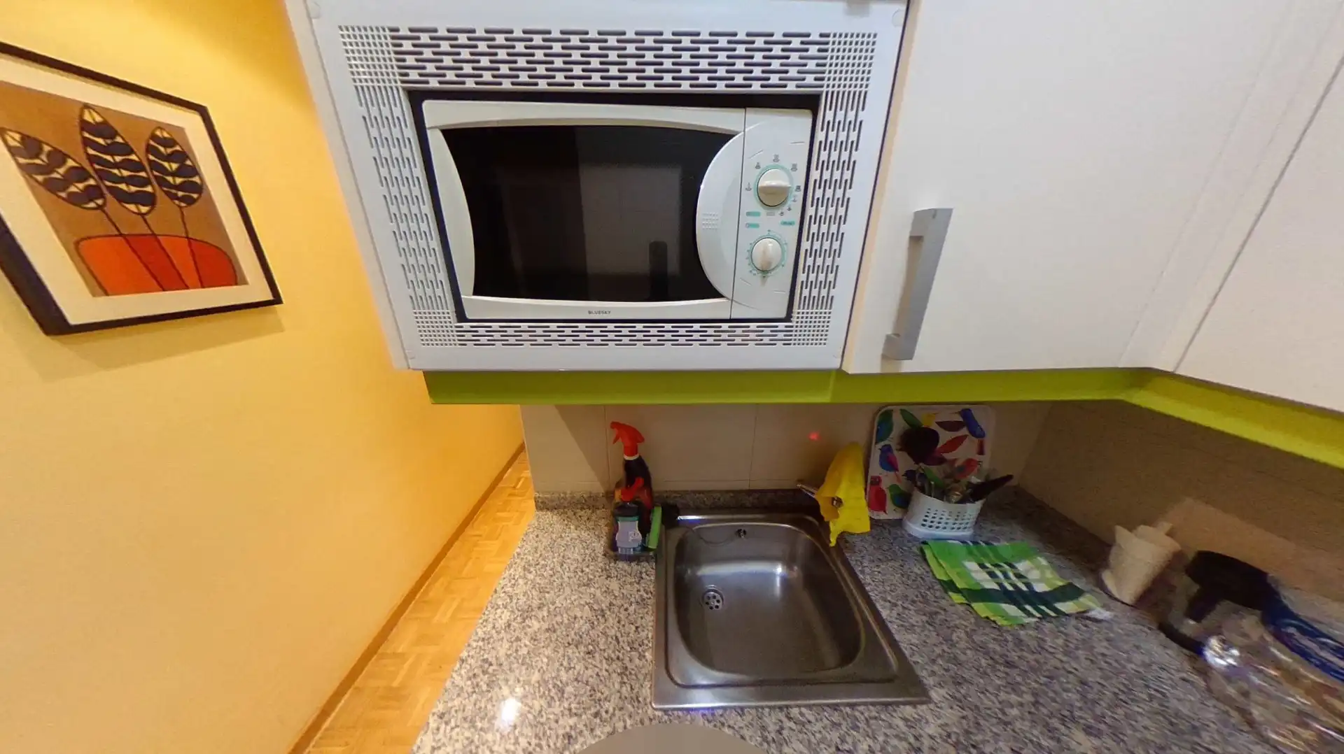 Cuina de Pis de lloguer en  Madrid Capital amb Aire condicionat, Calefacció i Moblat