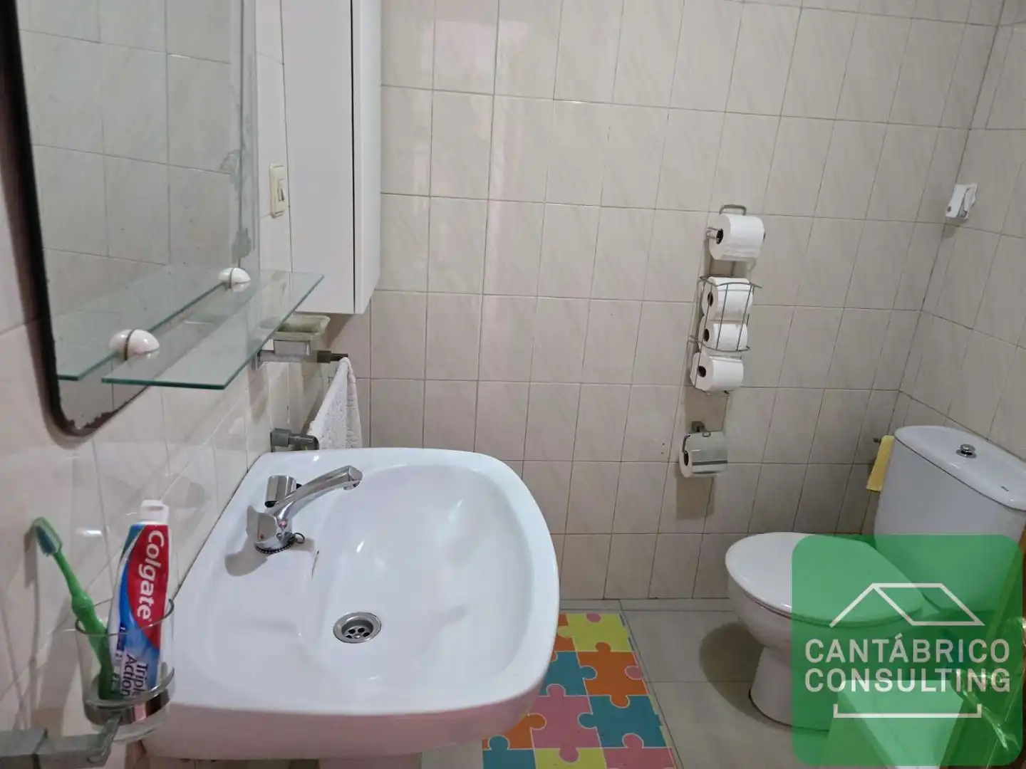 Bathroom of Houses for sale in Navia  with Heating, Storage room and Furnished