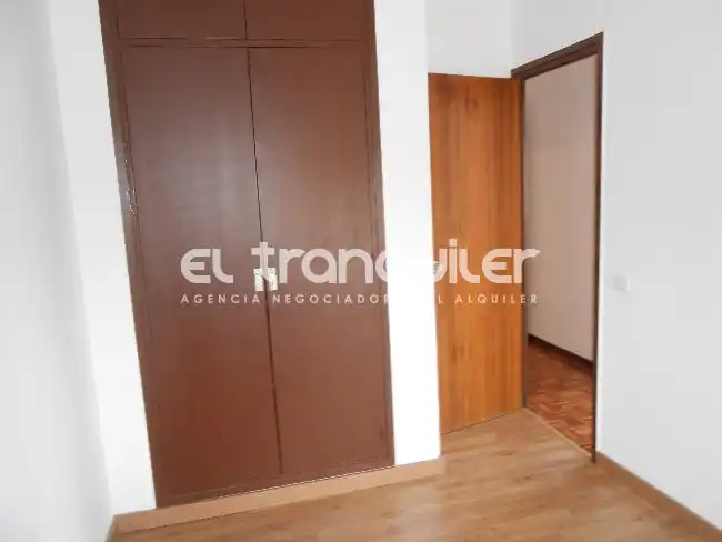 Dormitori de Pis en venda en Madrid amb Parquet i Terrassa