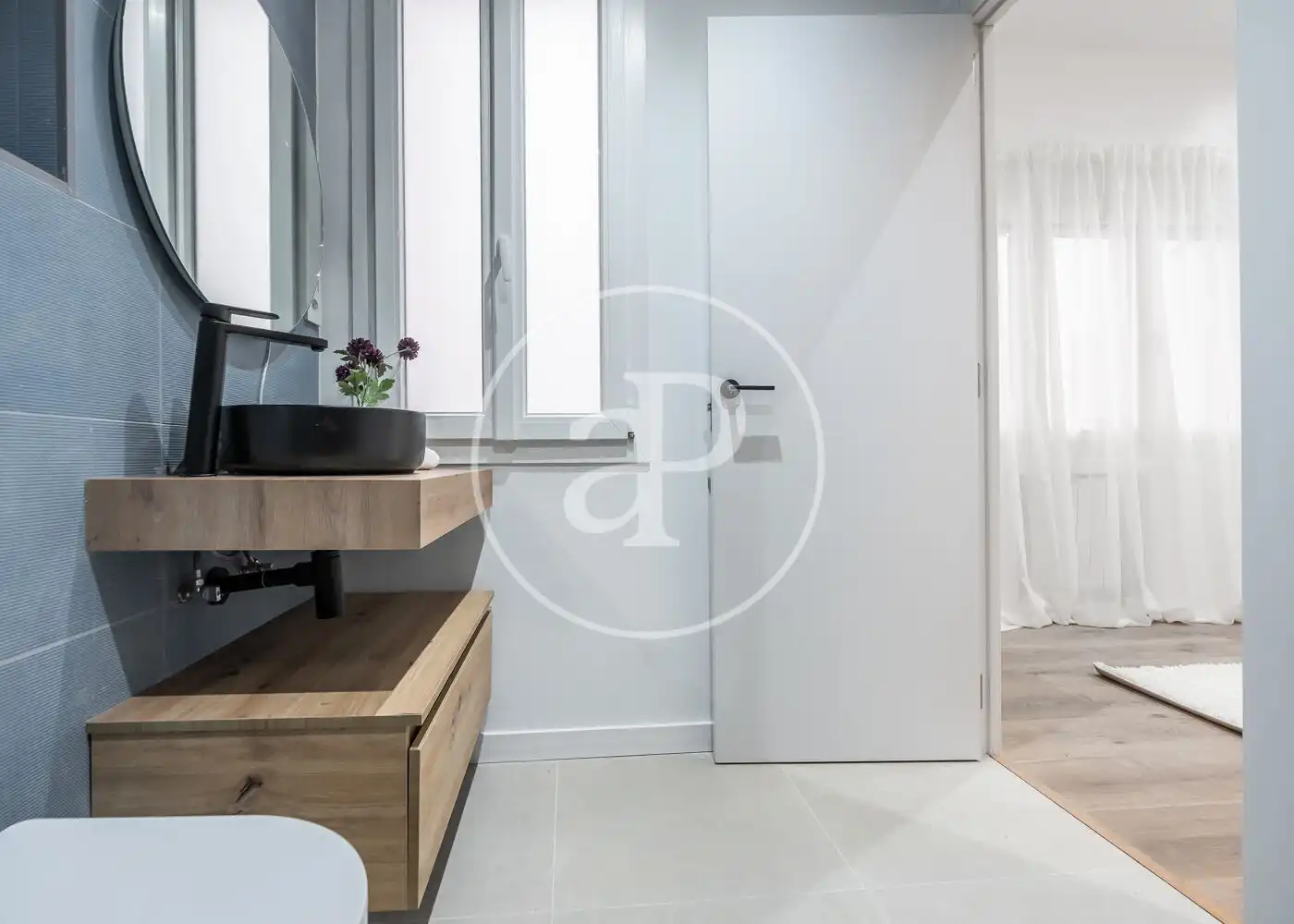 Badezimmer von Wohnung zum Verkauf in Madrid mit Klimaanlage, Heizung und Abstellraum