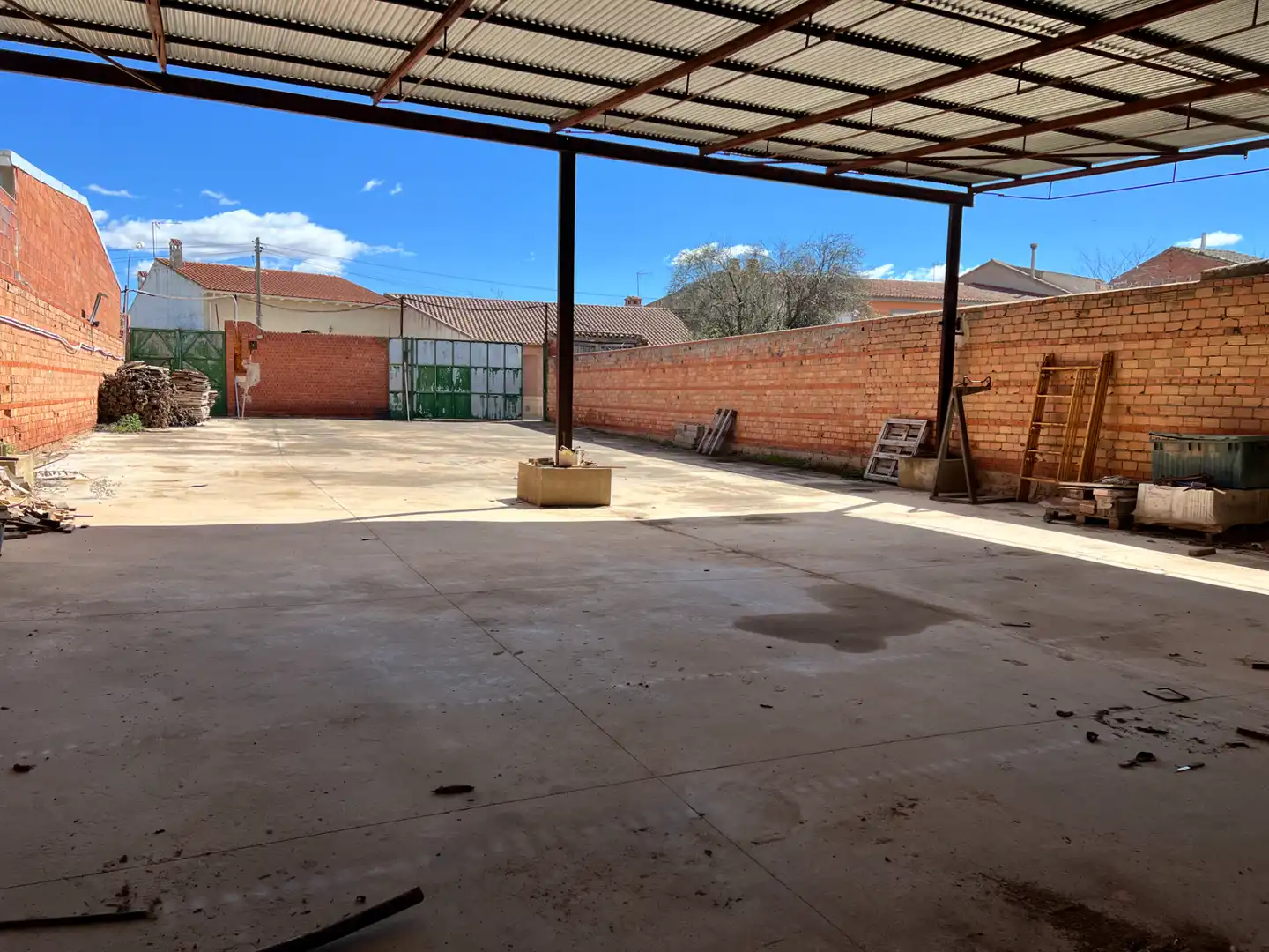 Wohnbaugrundstück zum Verkauf in Villafranca de los Caballeros, imagen 2