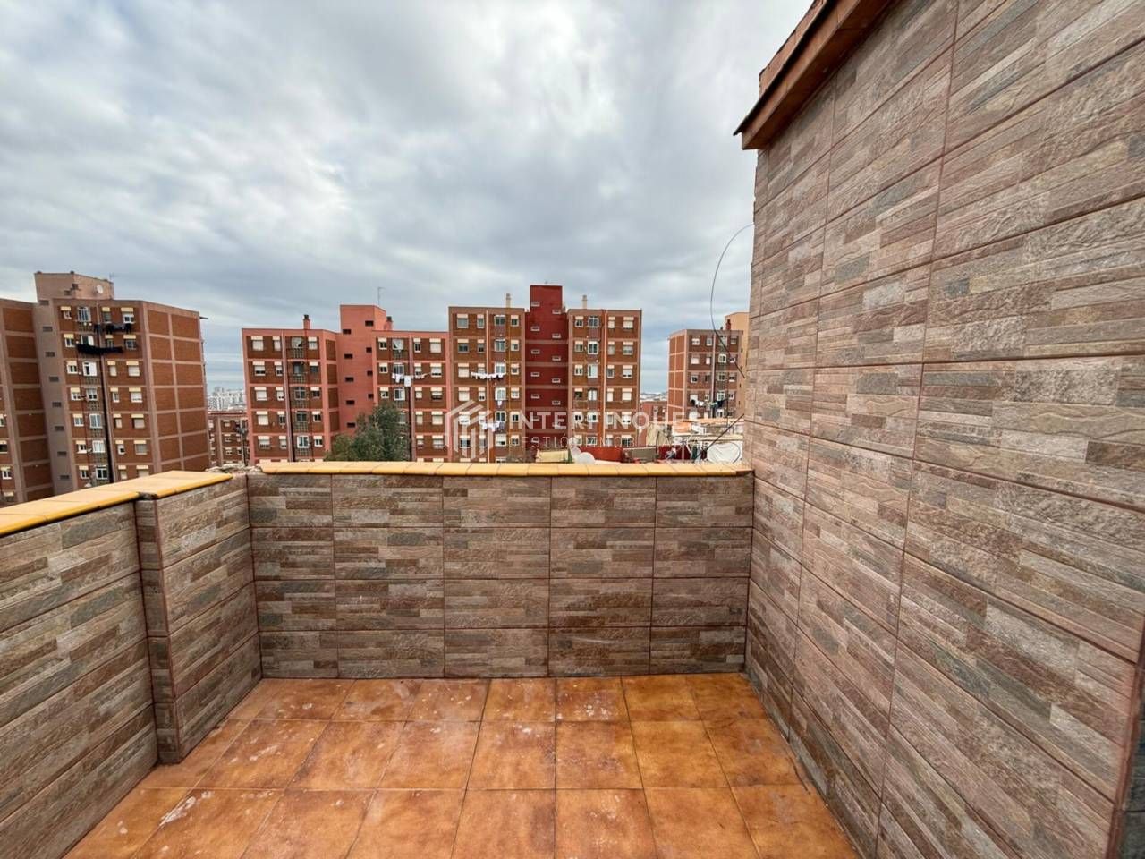 Attic for sale in Calle Planeta Mart, Llefià