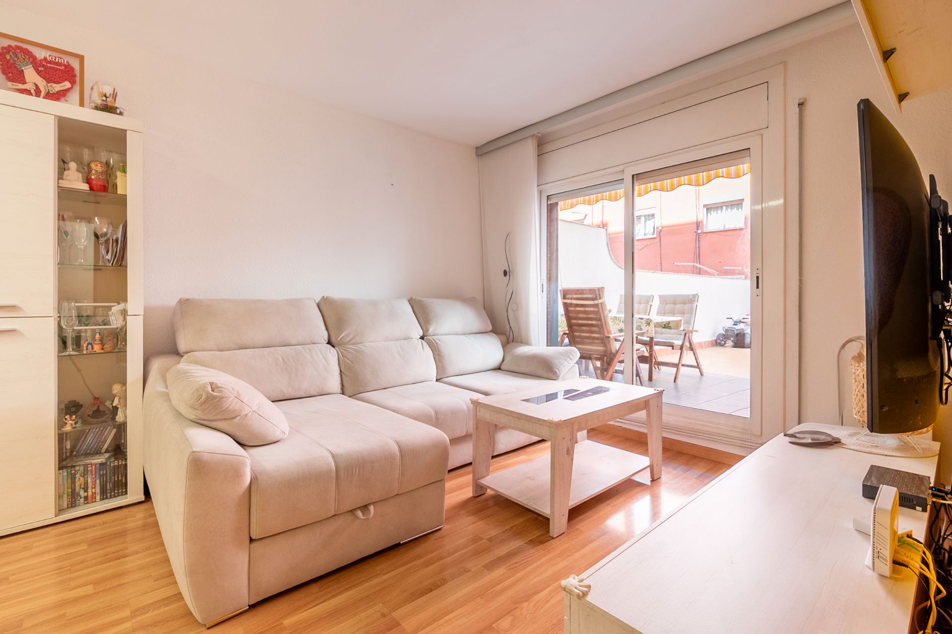 Living room of Flat for sale in  Barcelona Capital  with Air Conditioner, Heating and Parquet flooring