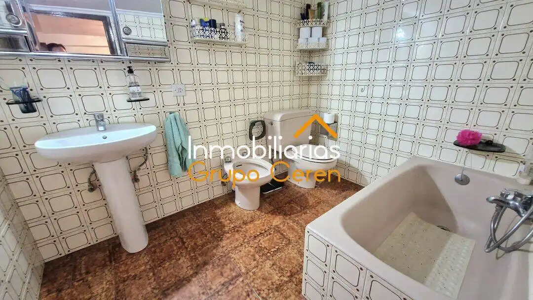 Houses for sale in Manzanares de Rioja