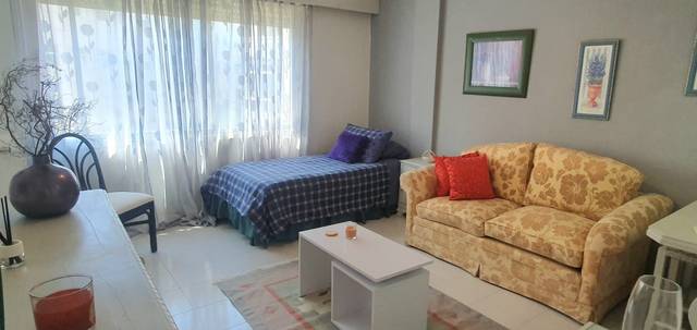 Estudio en Alquiler en Rúa de Bolivia en Plaza España - Corte Inglés