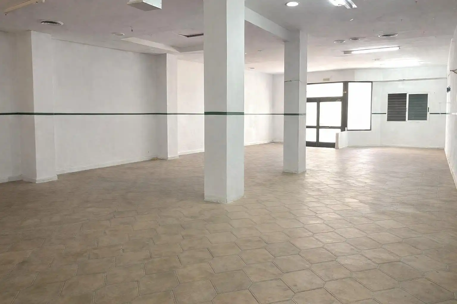 Local en venta en Bétera