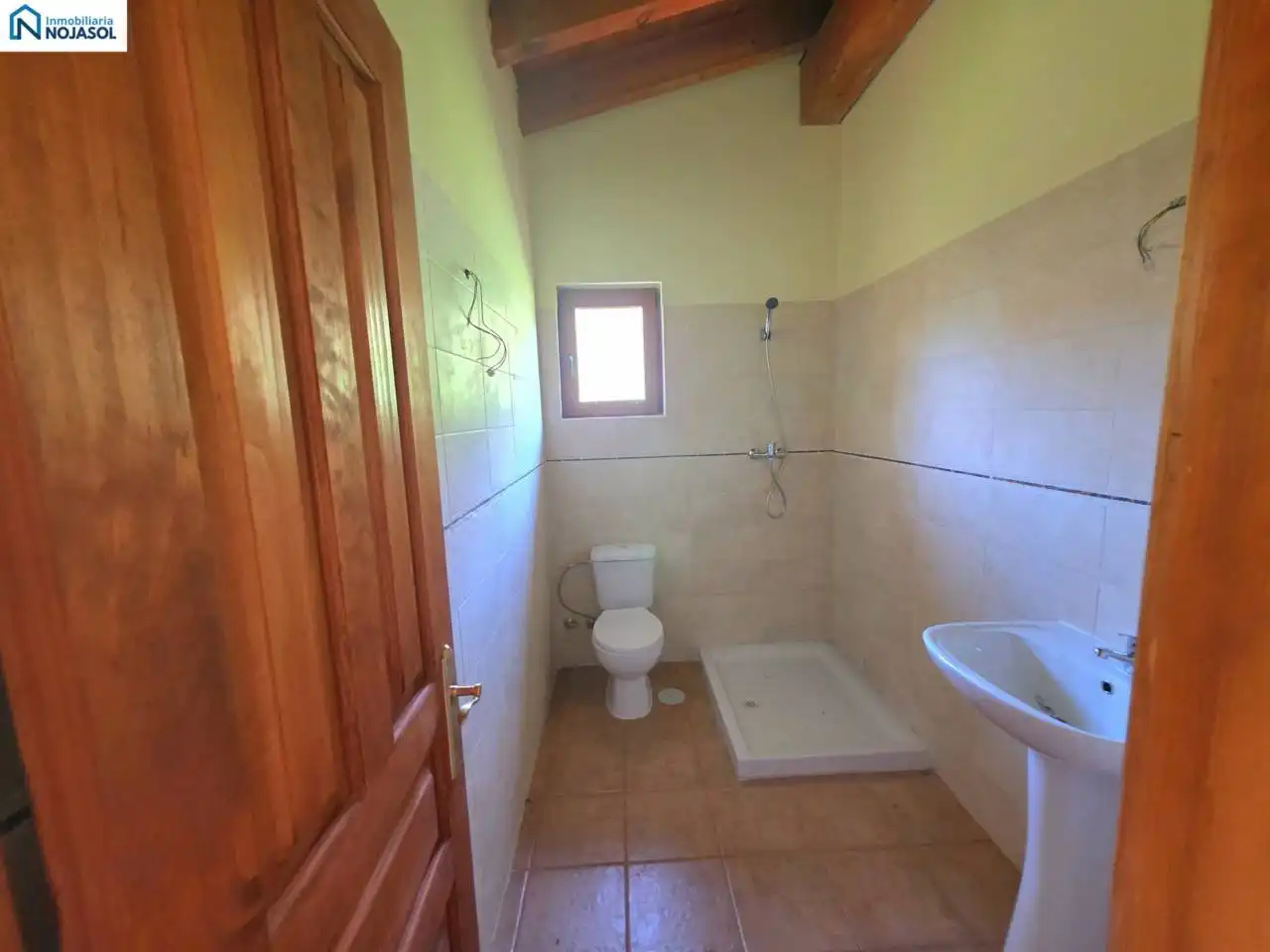Baño de Apartamento en venta en Vega de Liébana con Calefacción, Jardín privado y Parquet