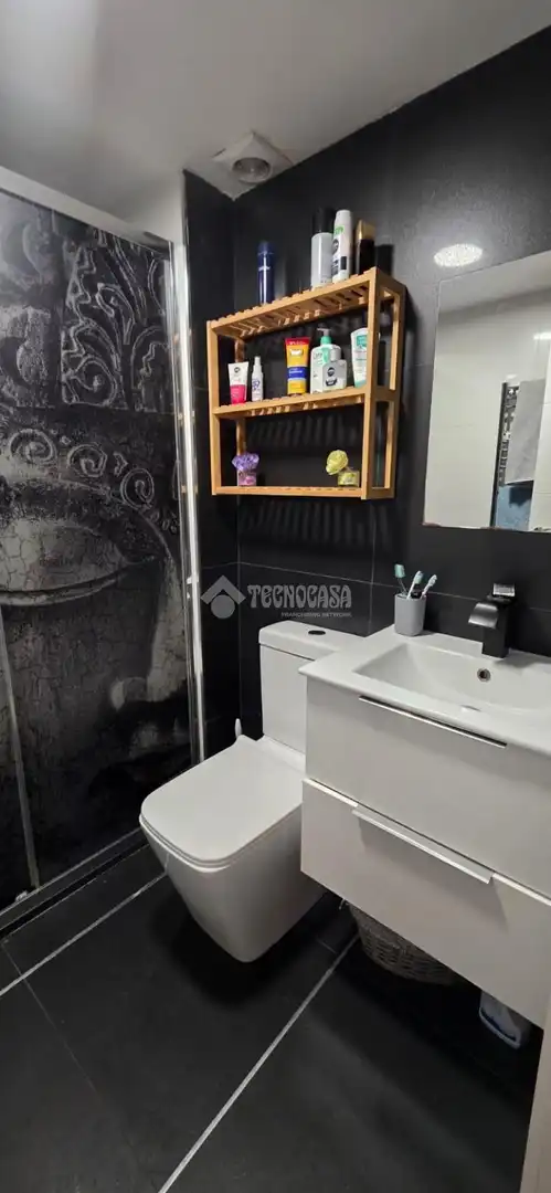 Baño de Piso en venta en Coslada con Aire acondicionado, Calefacción y Terraza