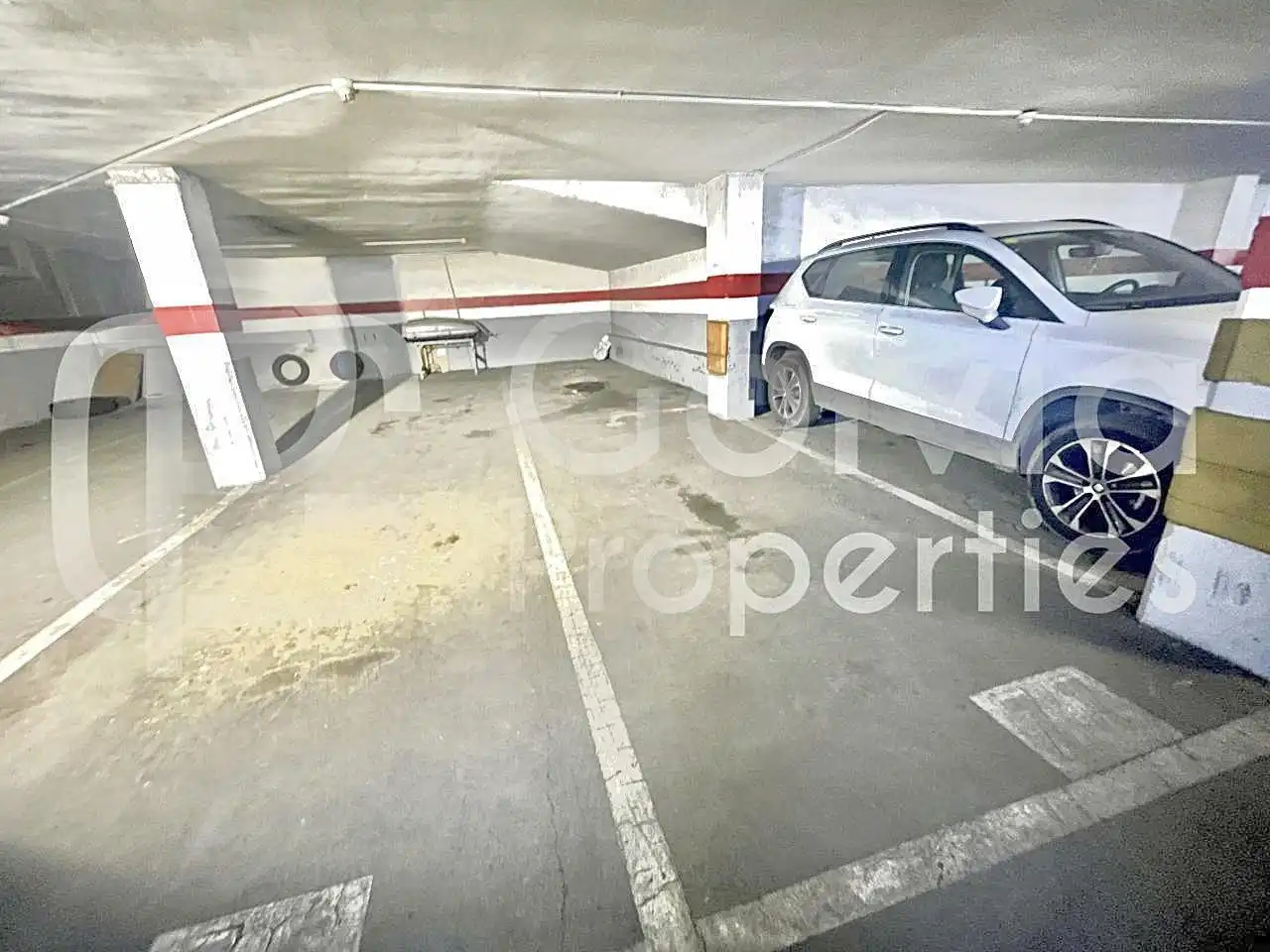 Parking for sale in Travessera Industrial