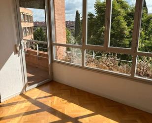 Bedroom of Flat for sale in Pozuelo de Alarcón  with Air Conditioner, Heating and Parquet flooring