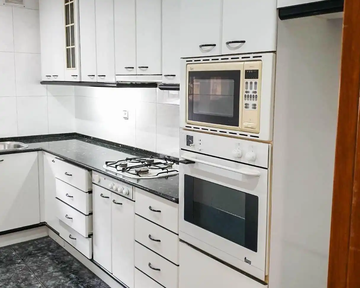Cuina de Pis en venda en Sabadell amb Calefacció i Terrassa